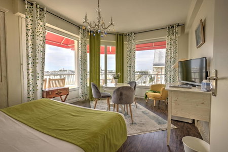 Family Golf Hotel, Royan, France