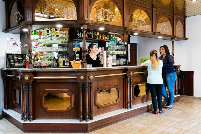 Hôtel Hélianthe, Lourdes, France