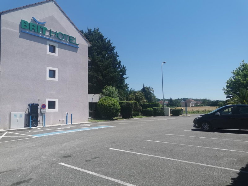 Brit Hotel Confort Pau Lons, Lons, France