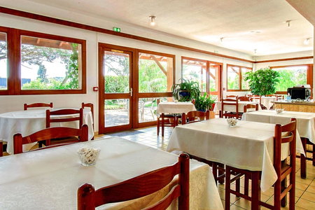 Brit Hotel Confort Pau Lons, Lons, France