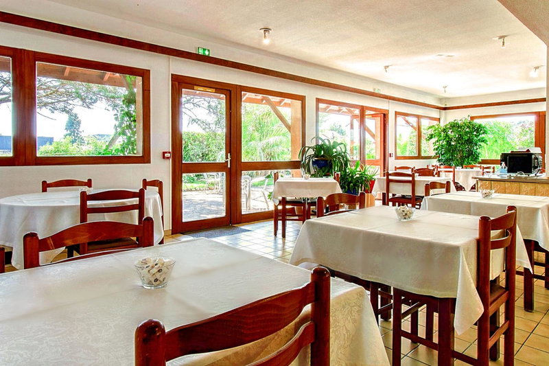 Brit Hotel Confort Pau Lons, Lons, France