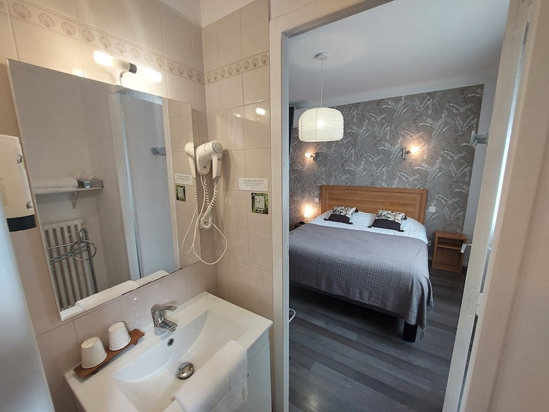 Logis Hôtels - Chez Terrassier - Hôtel et Restaurant, Vaissac, France