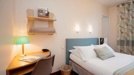 The Originals Boutique Hotel Victoria Fontainebleau, Fontainebleau, France