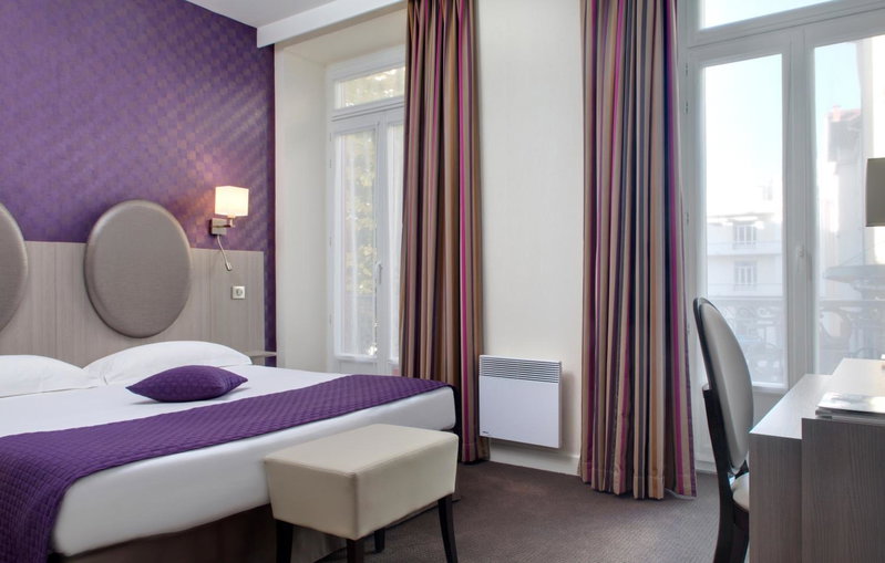 HOTEL ARVERNA VICHY - ClT'HOTEL, Vichy, France