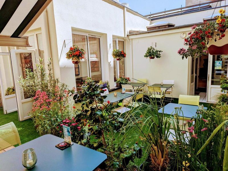 HOTEL ARVERNA VICHY - ClT'HOTEL, Vichy, France
