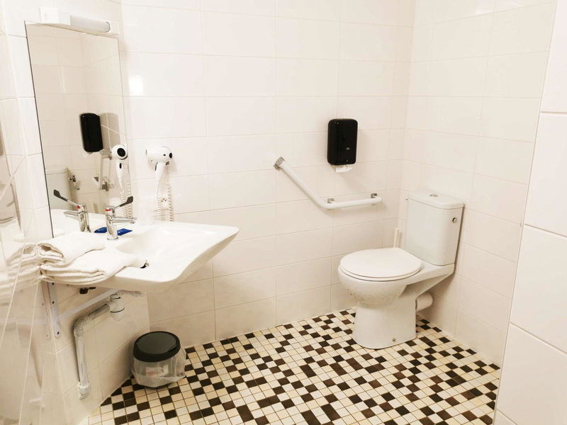 Brit Hotel Essentiel Tours Nord, Tours, France