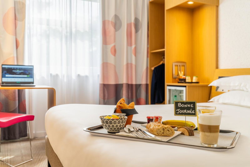 B&B HOTEL Lyon Nord 4 étoiles, Dardilly, France