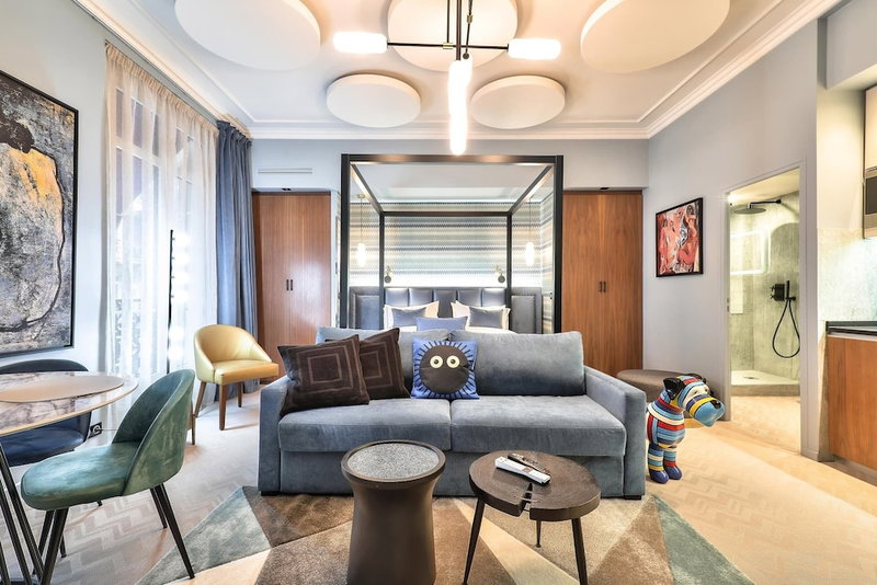 Hôtel 33 Marbeuf, Paris, France