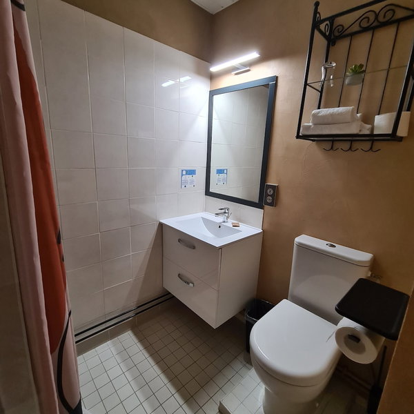 Hôtel L'Etoile - Airport - A61, Carcassonne, France