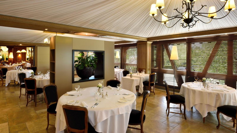 Logis Hotel Le Parc & Spa, Saint-Hippolyte, France