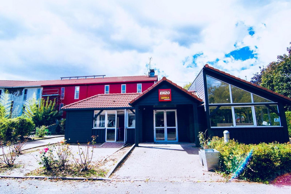 Hotel · Kyriad direct Trappes, Trappes
