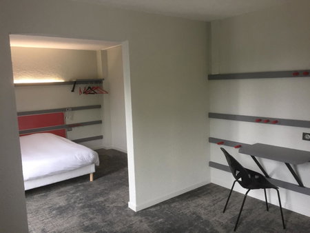 Kyriad direct Trappes, Trappes, France