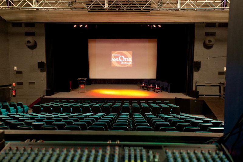 The Originals City, Hôtel Ascotel, Lille Est Grand Stade, Villeneuve d'Ascq, France