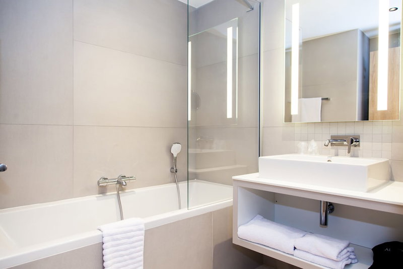 Logis Hotel Relais Saint Jacques, Coings, France