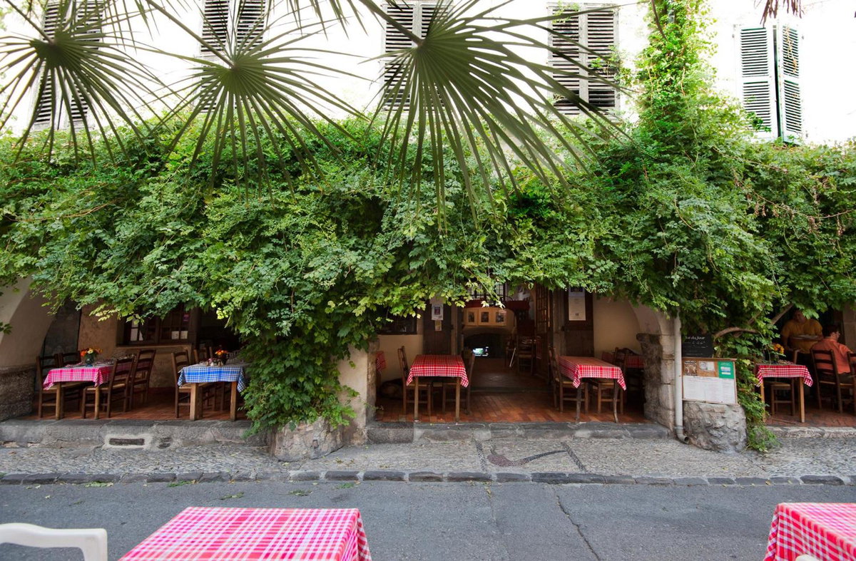 Hôtel Les Arcades, France