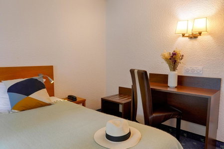 Hotel Le Branhoc - Brit Hotel Auray, Auray, France
