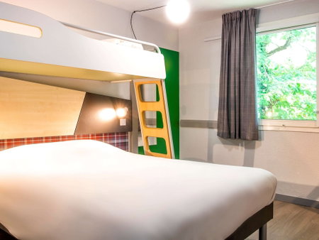 greet hotel Annecy Cran Gevrier, Annecy, France