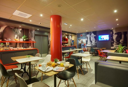 ibis Lorient Centre Gare, Lorient, France