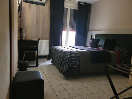 Hotel Médicis, Roussillon en Isere, France