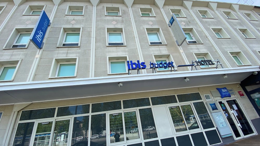 ibis budget Caen Centre Gare, France