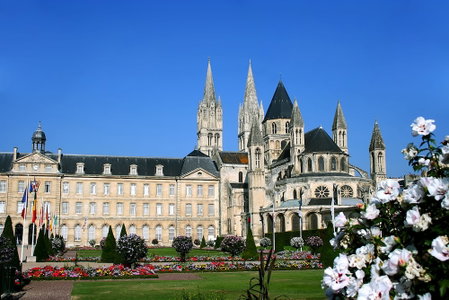 ibis budget Caen Centre Gare, Caen, France
