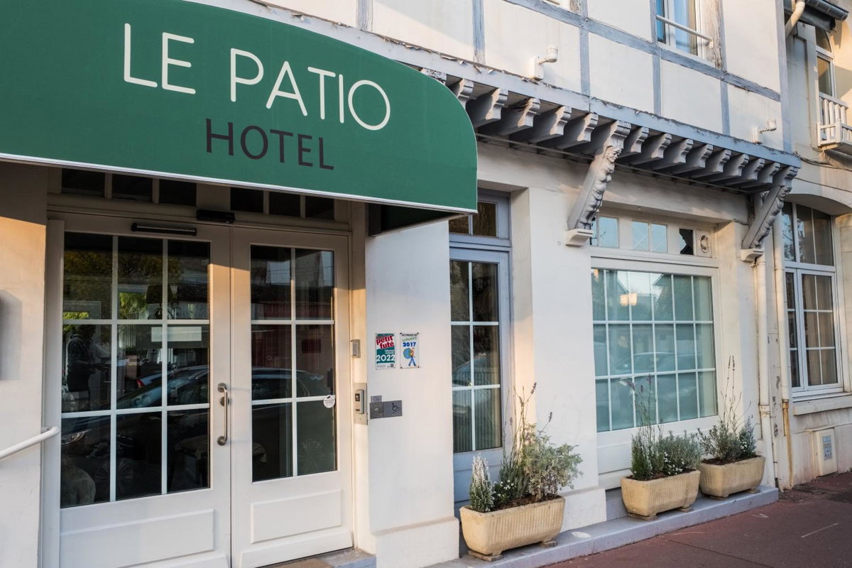 Hotel · Hôtel Le Patio - Deauville, Deauville