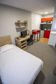 KOSY Appart’Hôtels – Le Champ de Mars, Reims, France