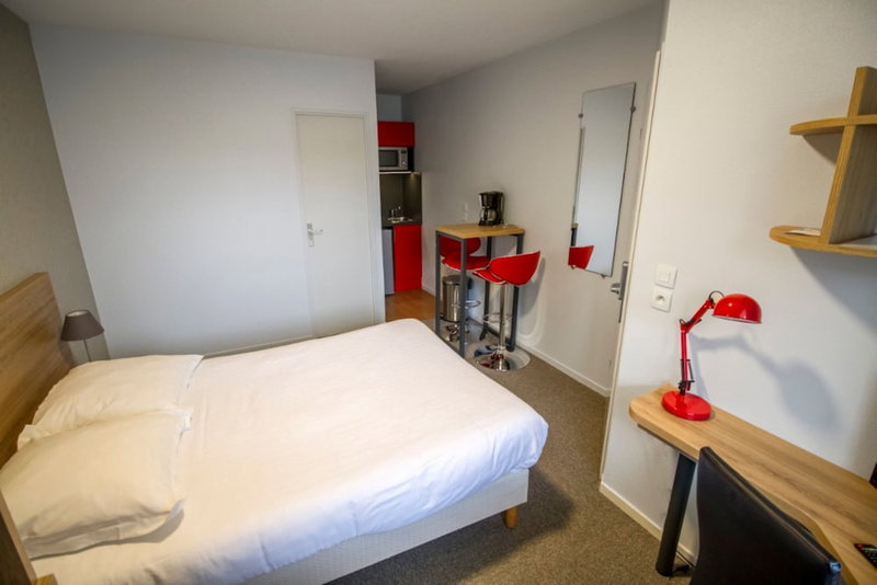 KOSY Appart’Hôtels – Le Champ de Mars, Reims, France