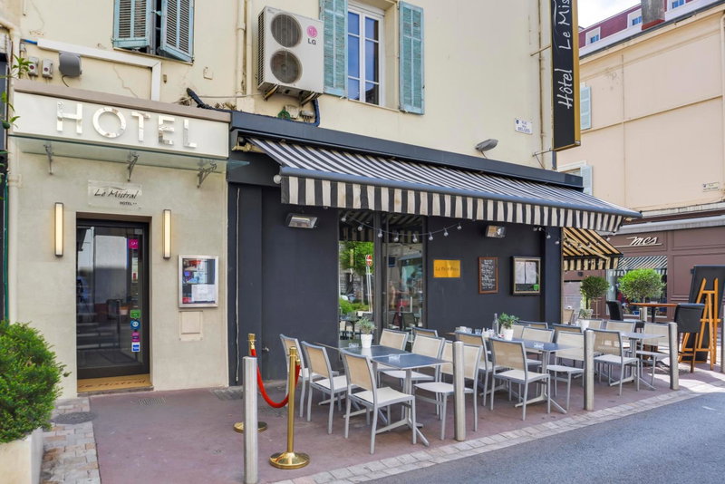 Hotel Le Mistral, Cannes, France