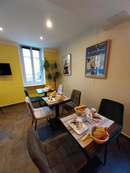 Hotel Le Mistral, Cannes, France