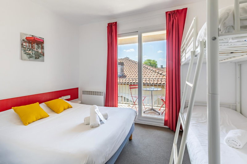 Hotel Les Vieux Acacias, Queyrac, France