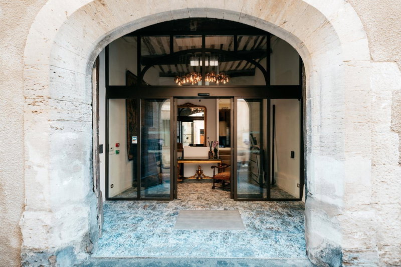 Le Clos Violette et Le 11 D'Aglaé - Appart' Hôtel de Charme Design de Luxe, LʼIsle-sur-la-Sorgue, France