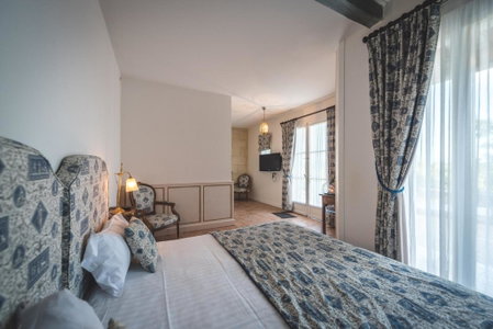 Logis Hotel Demeure de la Vignole, Turquant, France