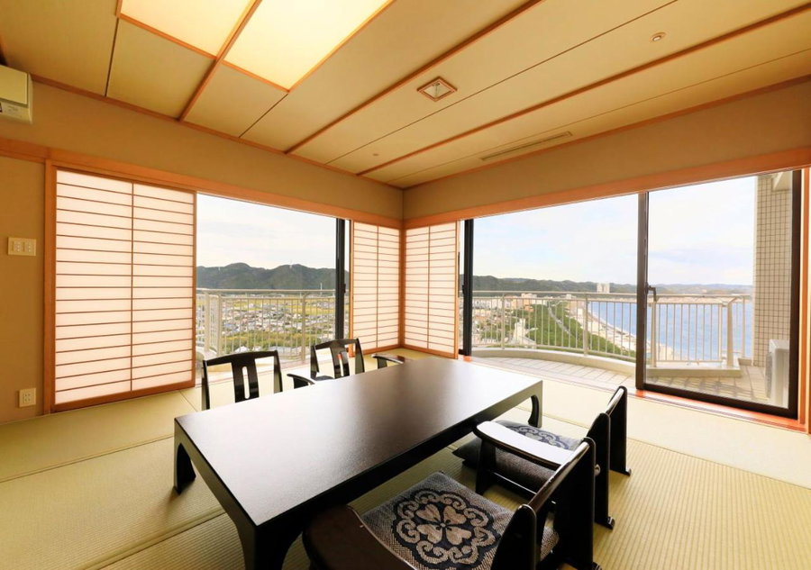 Kamogawa Grand Tower, Kamogawa, Japan