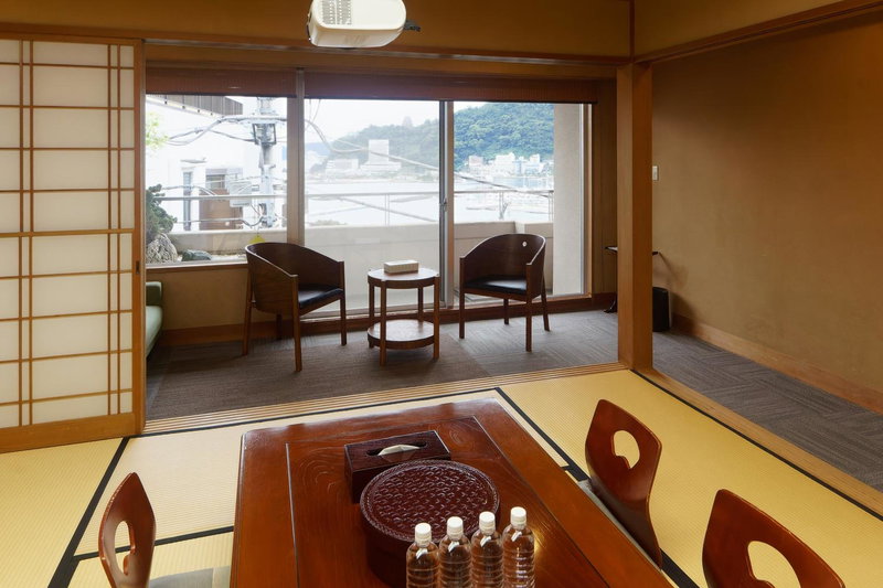 熱海の隠れ里, Atami, Japan