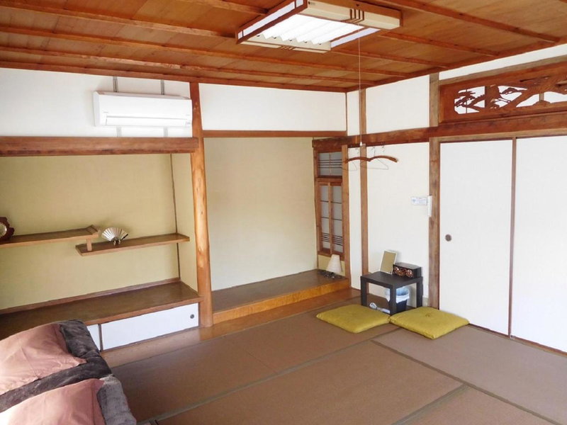 ゲストハウス尾道ポポー Guesthouse Onomichi Pawpaw, Onomichi, Japan