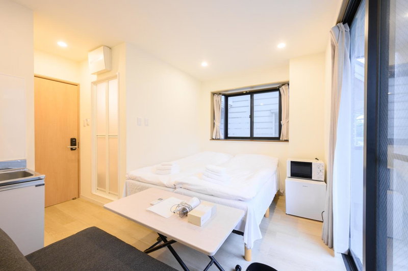 Oku Apartment, Tokyo, Japan