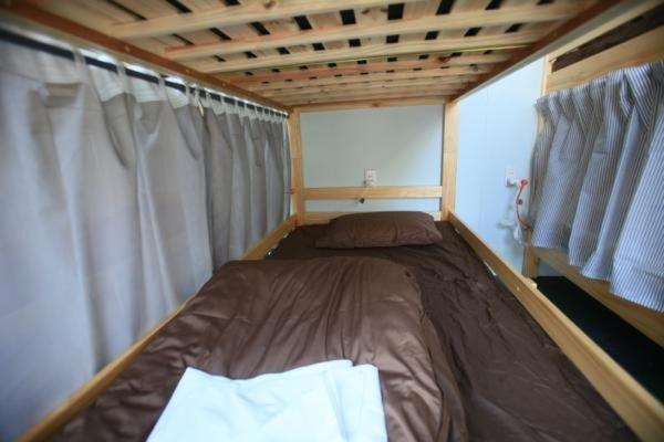 Kamp Houkan-cho Backpacker's Inn & Lounge, Okayama, Japan