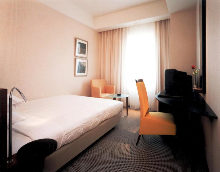 Hotel Molino Shin Yuri, Kawasaki, Japan