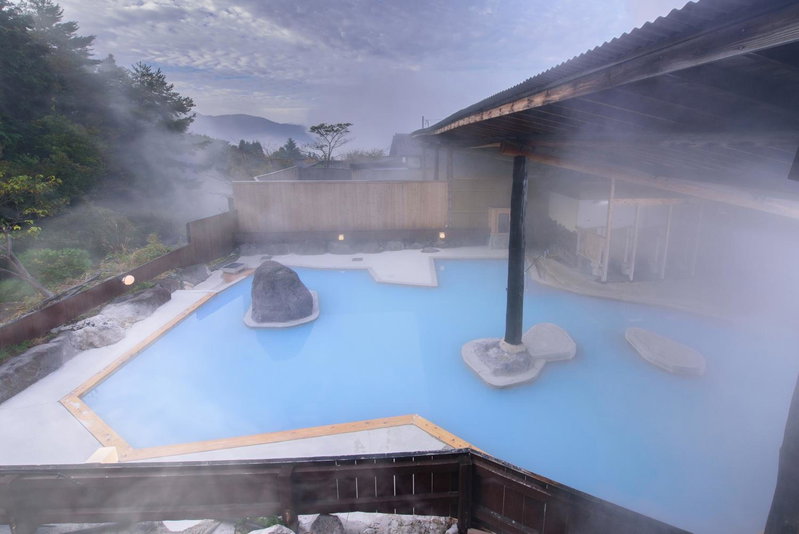 Yufuin Onsen Tsukanoma, Yufu, Japan