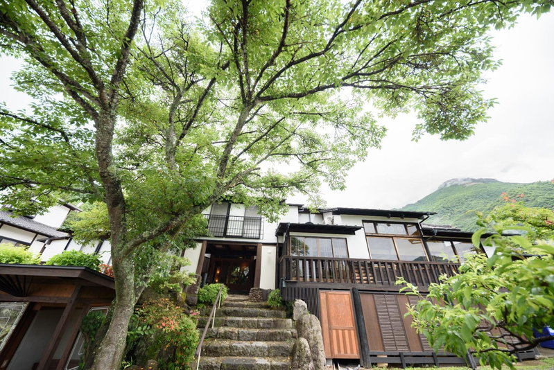 Yufuin Onsen Tsukanoma, Yufu, Japan