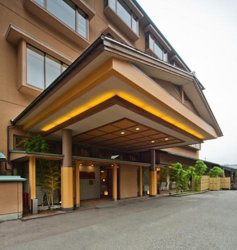 Shogawa Onsen Yumetsuzuri, Tonami, Japan