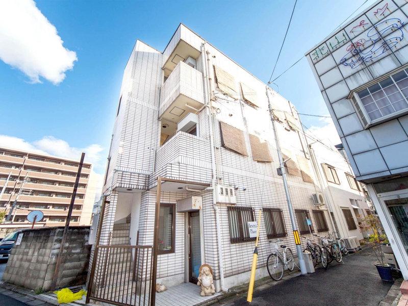 Kevin's Place, Kyoto, Japan