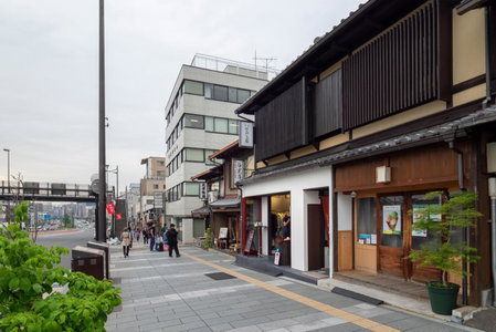 Hinaya Gojo, Kyoto, Japan