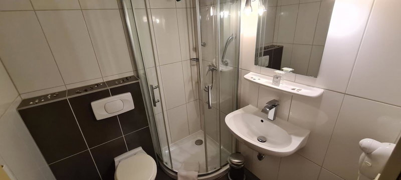 Hotel zur Riede bei Bremen, Delmenhorst, Germany
