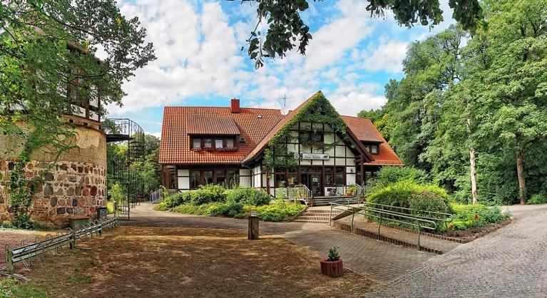 Hotel · Neue Mühle Kleines Landhotel, Brandenburg An Der Havel