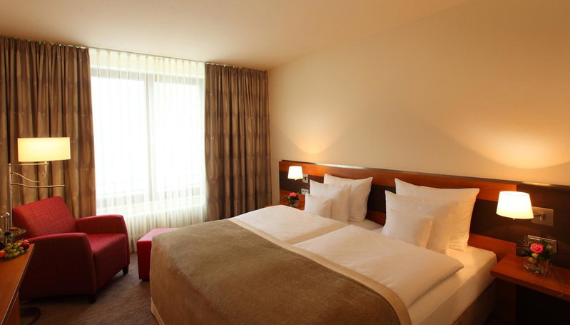 Trans World Hotel Kranichhöhe, Much, Germany