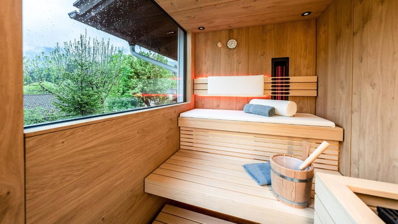 Bayern Resort Hotel - Adults only - mit Zugspitzblick - Eibsee-Nähe - Wellnessbereich - Naturpool im Sommer, Grainau, Germany