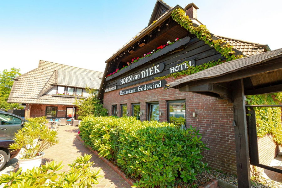 Wohlfühlhotel Hörn van Diek Garni mit Schwimmbad, Bensersiel, Germany