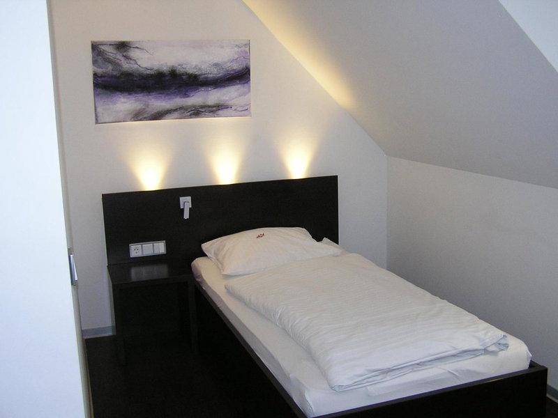 Hotel zur Promenade, Donauwörth, Germany